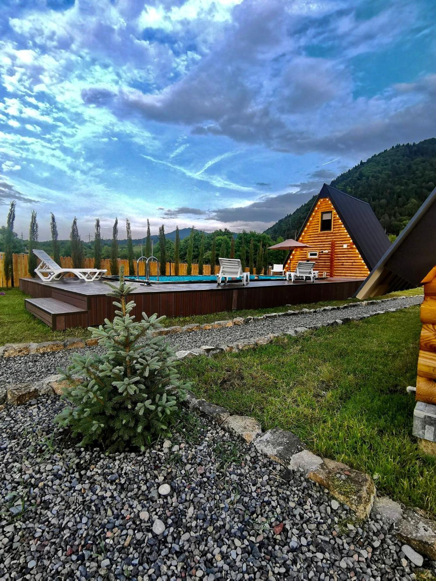 Апартаменты Eco In With Pool 3 *
